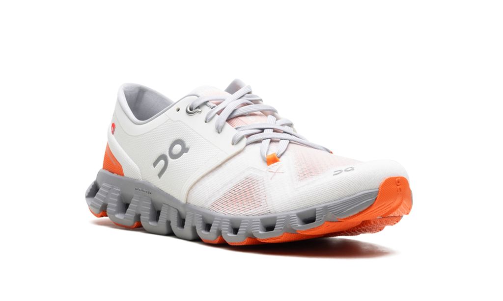 On Running Cloud X 3 Ivory Alloy