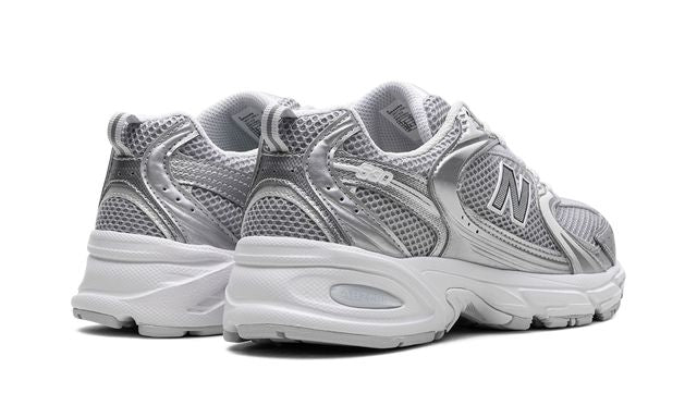 New Balance 530 Moonbeam Silver Metallic