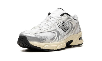 New Balance 530 Wit / Zilver