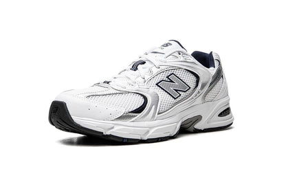 New Balance 530 Wit Zilver Marineblauw 