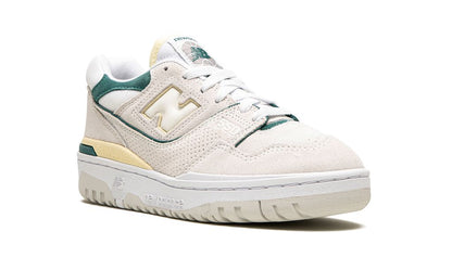 New Balance 550  Reflection