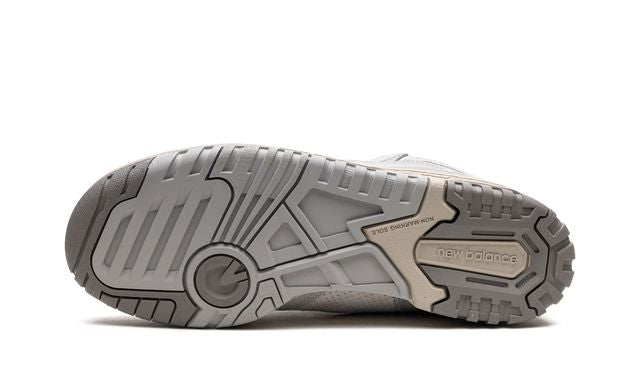 New Balance 650 Licht Aluminium