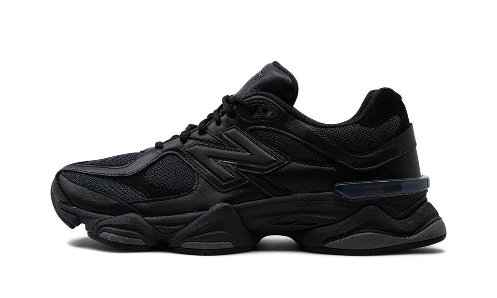New Balance 9060 Zwart en Blauw