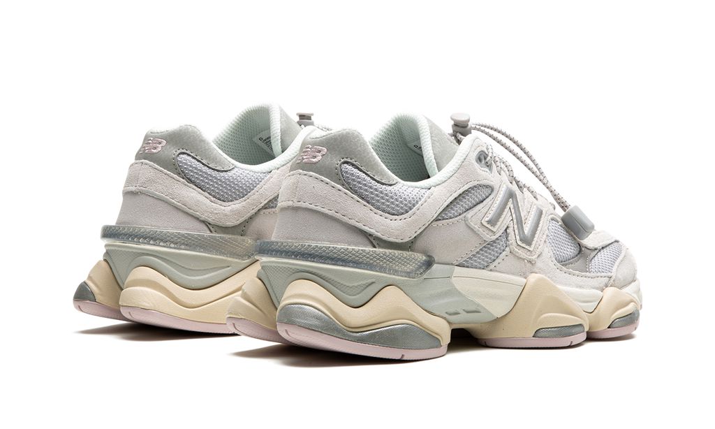 New Balance 9060 Grey Lilac