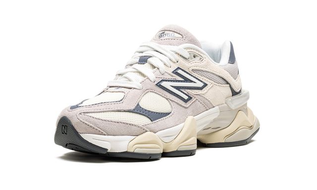 New Balance 9060 Mushroom