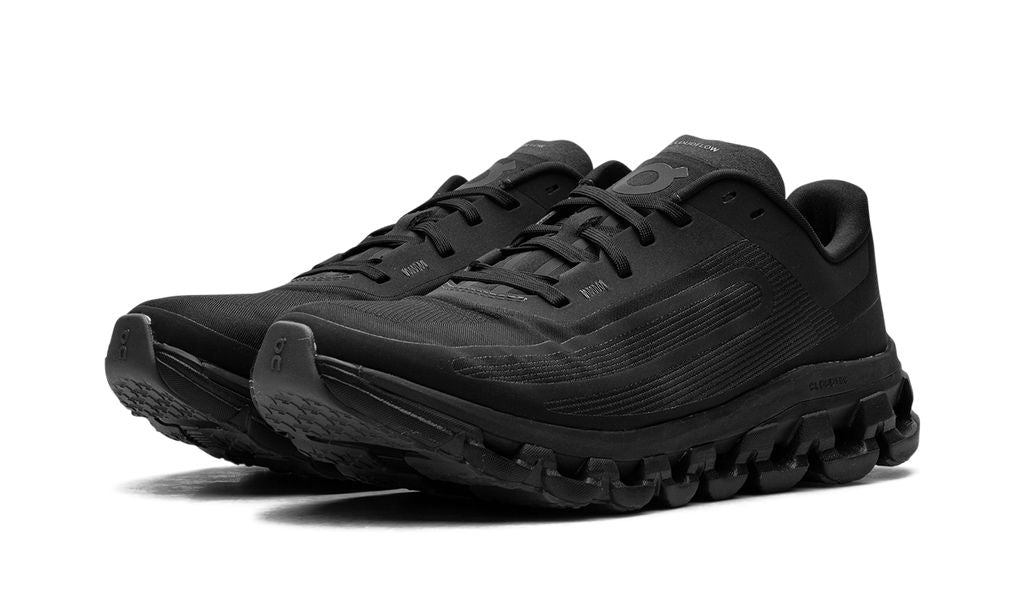 On Running Cloudflow 4 IKON Magnet Black